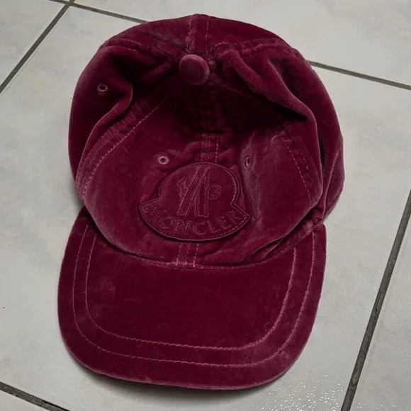 Moncler velvet hat - Picture 2 of 7
